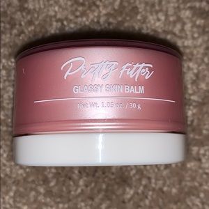 Touch in Sol Pretty Filter glassy skin balm